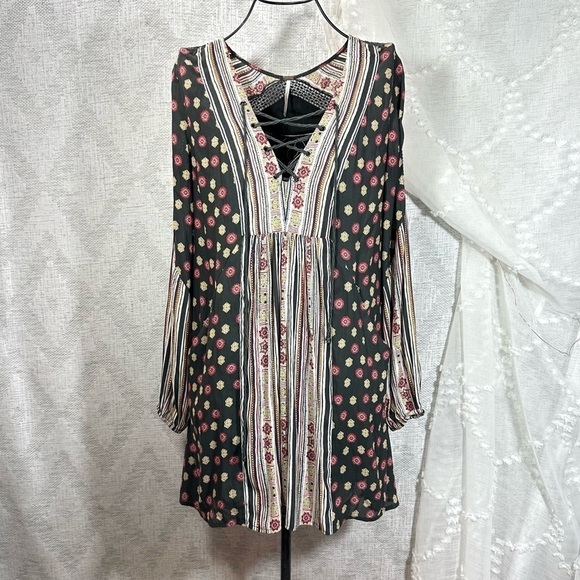Free People Pebble Rain balloon sleeve printed mini boho dress size XS - Picture 3 of 13